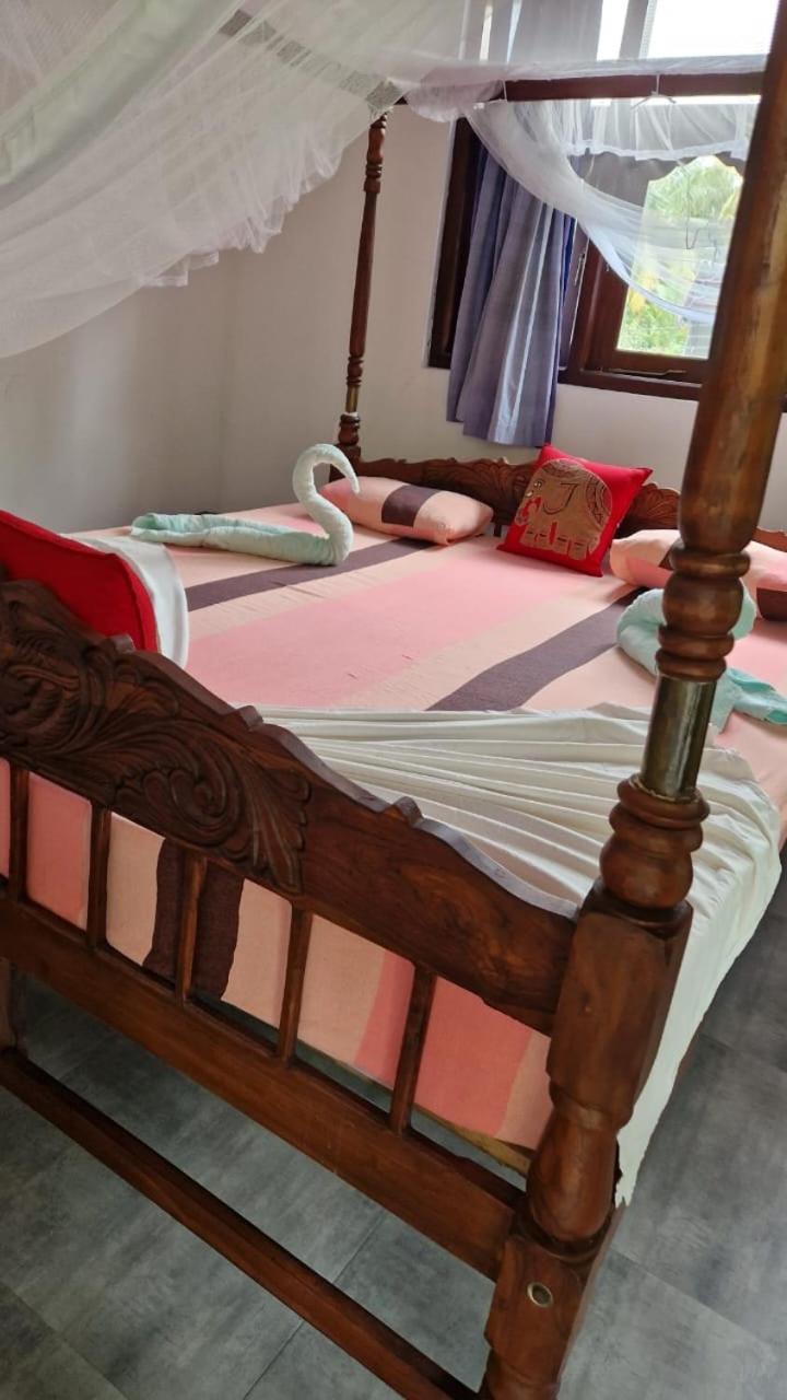 Damith Guest House Unawatuna Exterior foto
